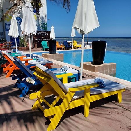 Casa Almarenzo Bed & Breakfast Bolinao Dış mekan fotoğraf
