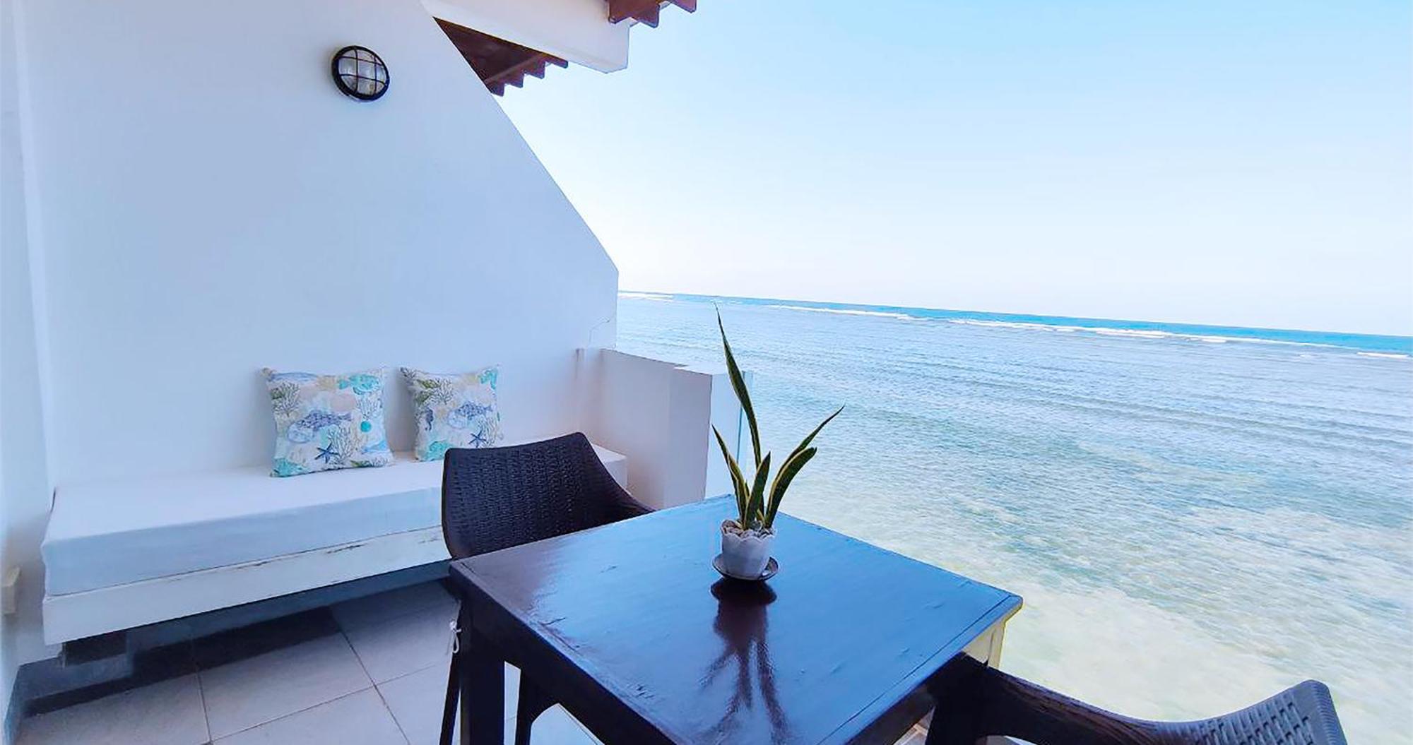 Casa Almarenzo Bed & Breakfast Bolinao Dış mekan fotoğraf