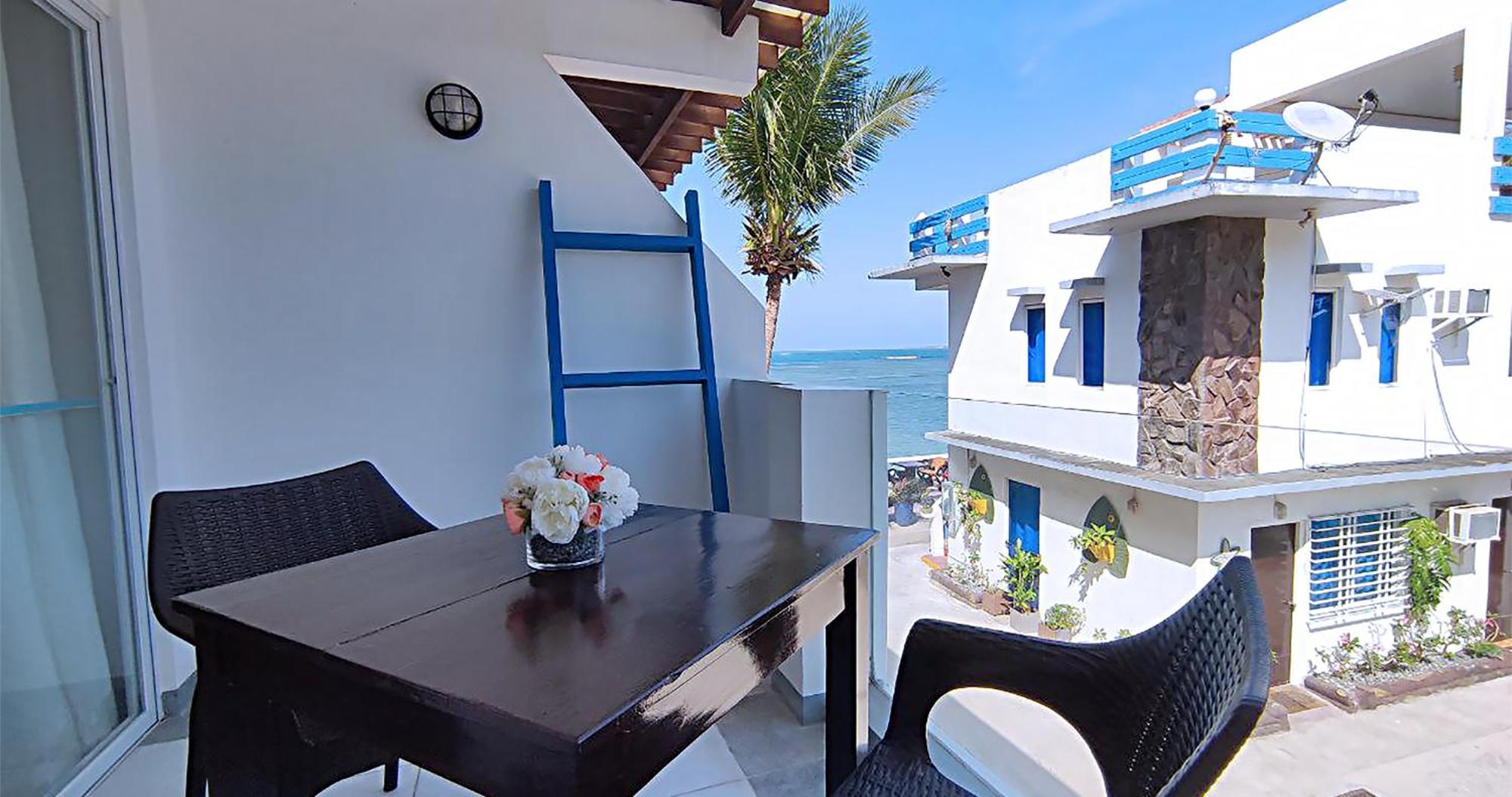Casa Almarenzo Bed & Breakfast Bolinao Dış mekan fotoğraf
