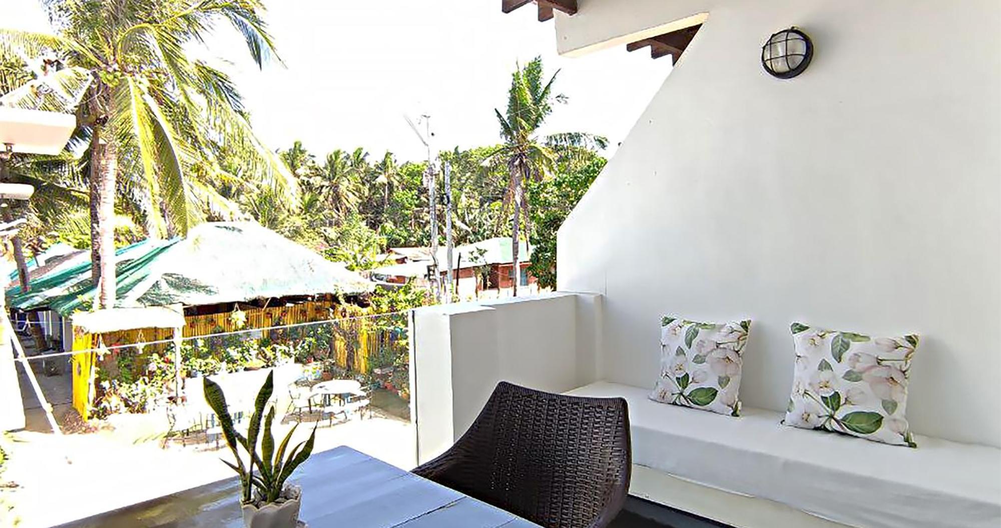 Casa Almarenzo Bed & Breakfast Bolinao Dış mekan fotoğraf