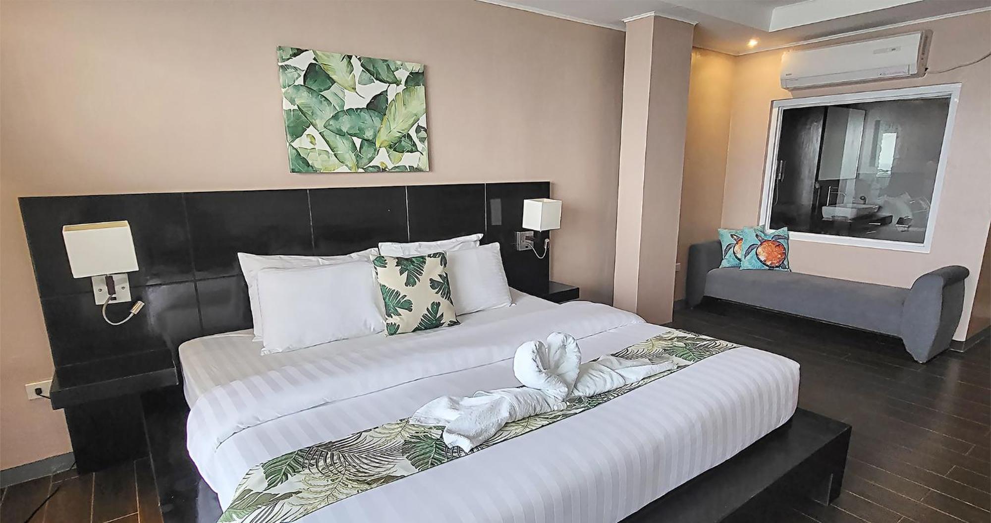 Casa Almarenzo Bed & Breakfast Bolinao Dış mekan fotoğraf