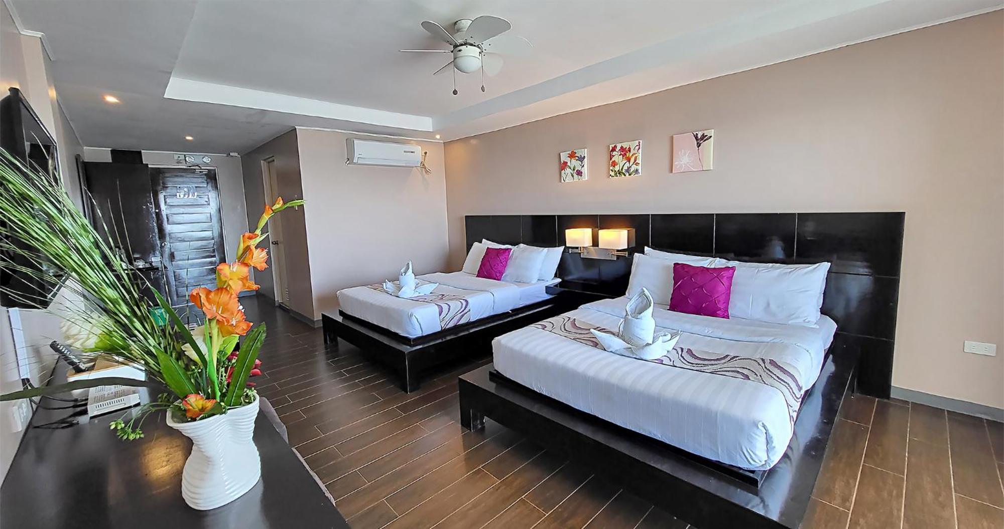 Casa Almarenzo Bed & Breakfast Bolinao Dış mekan fotoğraf