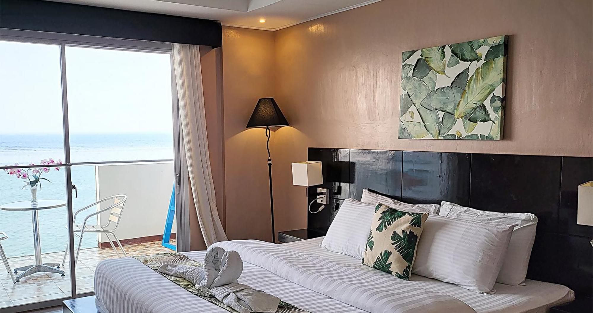 Casa Almarenzo Bed & Breakfast Bolinao Dış mekan fotoğraf