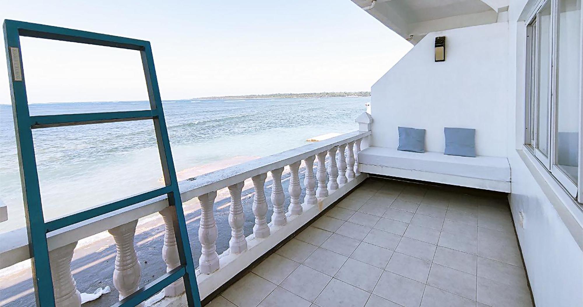 Casa Almarenzo Bed & Breakfast Bolinao Dış mekan fotoğraf