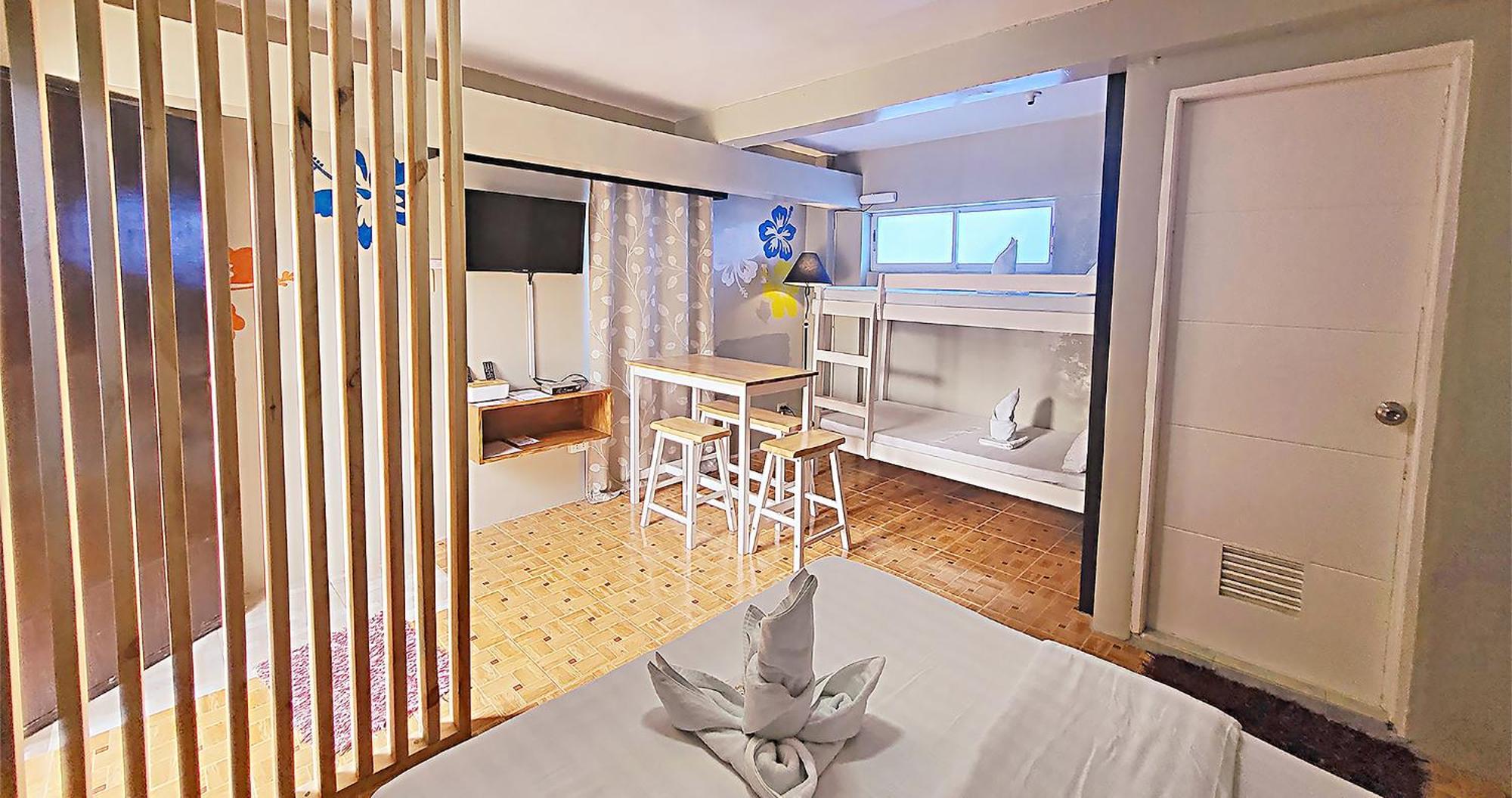 Casa Almarenzo Bed & Breakfast Bolinao Dış mekan fotoğraf